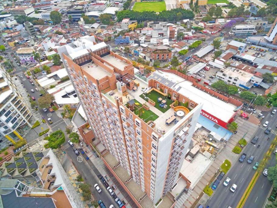 Lovely 1 Bedroom Unit With Free Parking Modra Zone 4 Гватемала Экстерьер фото